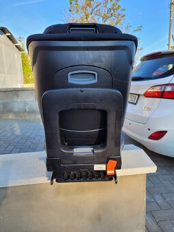 Detska autosedacka Britax Romer otocna dualfix - 2
