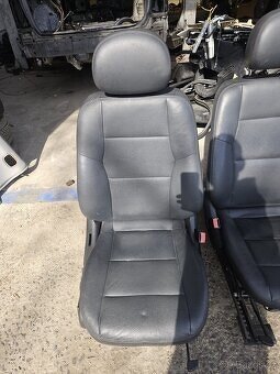 SADA KOŽENÝCH SEDAČEK Mercedes Benz w203 - 2