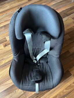 Autosedačka MaxiCosi Pearl 9-18kg + základna FamilyFix - 2