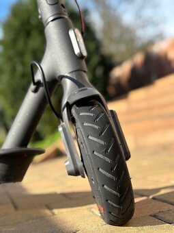 Prodám elektrokoloběžku Xiaomi Mi Electric Scooter Pro 2 - 2