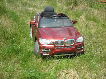 Dětské elektrické autíčko - 2