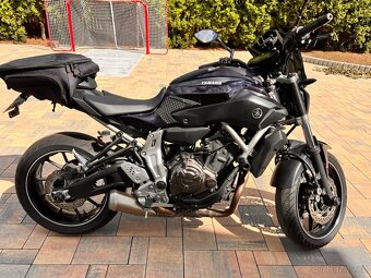 Yamaha MT-07 - 2