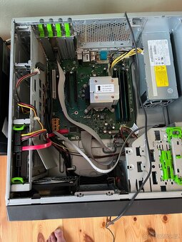 FujitsuEsprimo P900 - 2