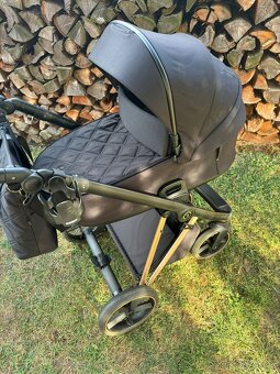 kočárek Roan Ivi Raven Black rose gold - 2