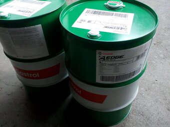 motorový olej Castrol EDGE 5w30 LL - 2