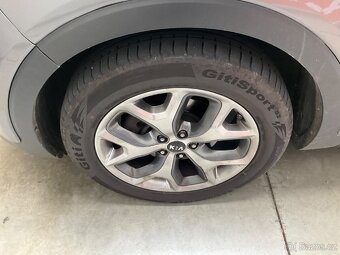 Kia Sorento 2.2 CRDi Platinum Edition 4WD,147kw, r.v.2015 - 2