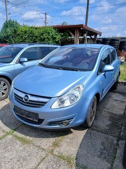 OPEL CORSA 1.4i rok 2010 nová STK 6/2027 pěkný stav - 2