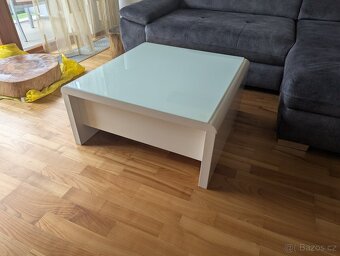 Konferenční stolek bílý, XXXLutz, vč. krycího skla - 2