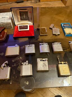 Sbírka po sběrateli 19x zapalovačů + obal na Zippo - 2