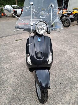 Piaggio Vespa 125 LX - 2