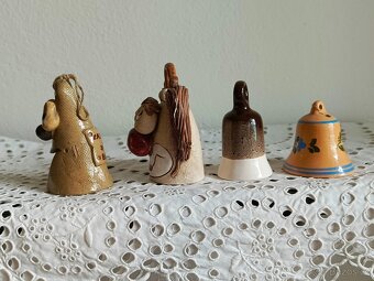 KERAMICKÉ ZDOBENÉ ZVONKY - 4 KS - 2