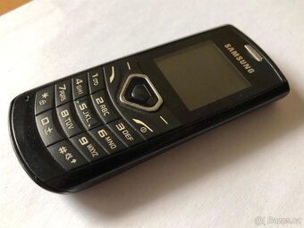 Samsung GT-E1170 záruka - 2