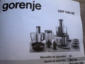 Kuchyňský robot - 2