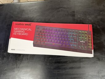 Herní klávesnice Oryx K610 Chameleon - 2