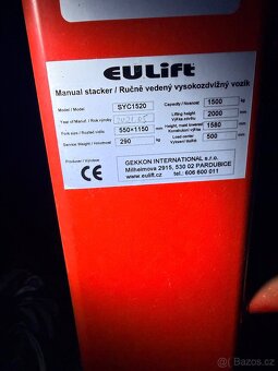 Vysokozdvižný vozík - 2