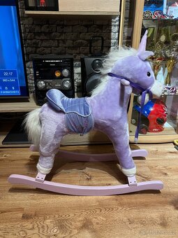 HOUPACÍ JEDNOROŽEC - 2