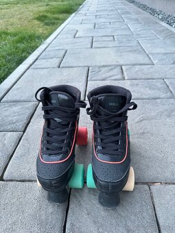 Kolečkové brusle, vel. 34 - 2