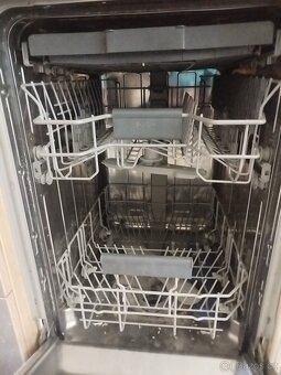 Vestavěna myčka - 2