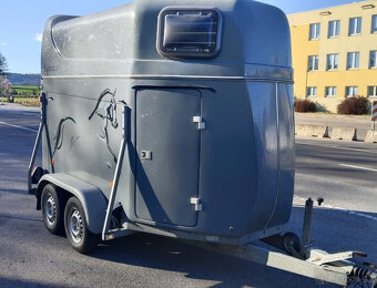 Celolaminátový přepravník pro dva koně Eurotrailers Equistar - 2