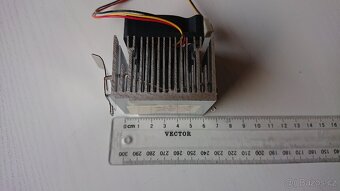 Chladič CPU/LED/elektroniky - 2