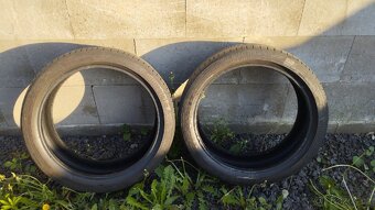 Prodám pneu 225/40 r18 Continental - 2