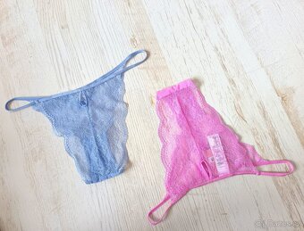 Krajkové kalhotky Hunkemöller - 2