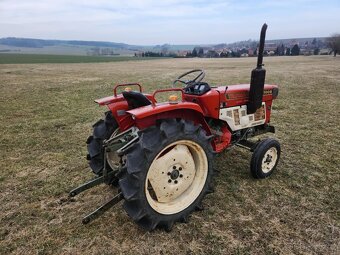 JAPONSKÝ MALOTRAKTOR YANMAR YM1700B - 2