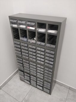 Organizér - skříň na nářadí atd. - 2