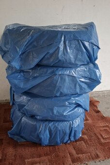 Prodám letní pneumatiky 205/50 R17 - 2