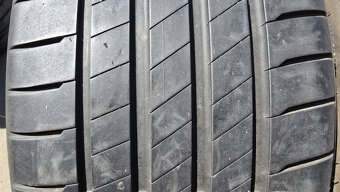 Letní pneu 235/35/19 Bridgestone - 2