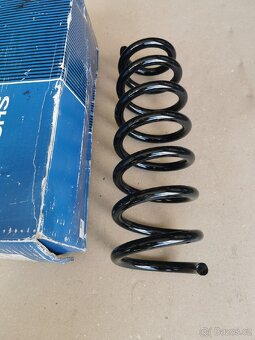 Přední pružina BMW x5 E70 original Sachs 993530 - 2