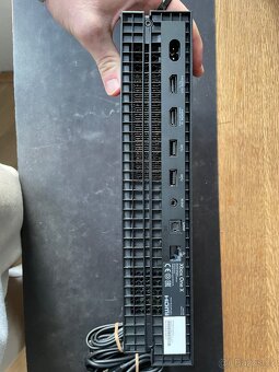 Xbox one x - 2