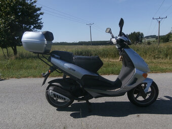Aprilia SR 125 sporter - 2
