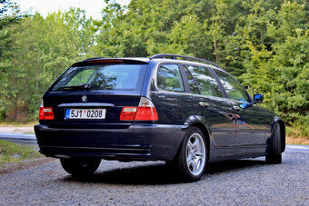BMW E46 320i Touring - 2