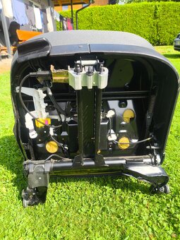 Kompletní Sedadla (Seat, Škoda, VW) - 2