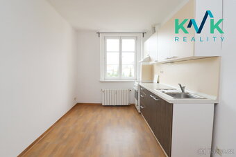 Pronájem bytu 1+1, 38 m², po rekonstrukci, Ostrov – ul. Hro - 2