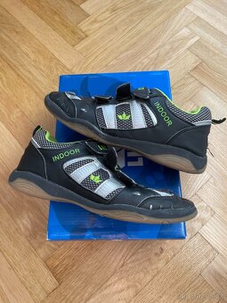 Dětské sálovky boty na tělocvik Lico vel. 37 - 2