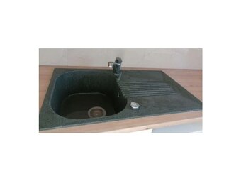 Pěkná kuchyňská linka ve venkovském stylu se spotřebiči,5384 - 2