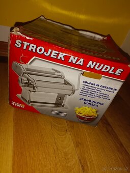 Strojek na nudle - 2
