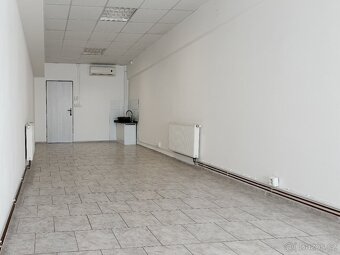 Pronájem obchodních prostor 31 m² - 2