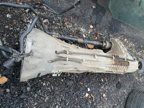 VW Touareg 3,0TDi R Line ,176Kw od 2007 na Díly - 2