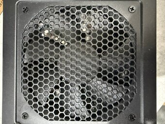 Zdroj Seasonic Core GM 650 Gold - 2