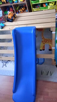 Týpí se skluzavkou - 2