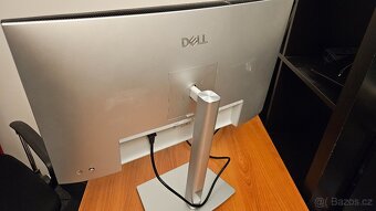 Dell UltraSharp U2725QE - 2