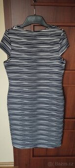 Dámské šaty - 2
