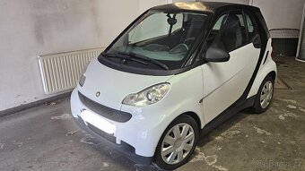 Daimler Smart 451 ForTwo Coupe 1,0i 45Kw benzín - 2