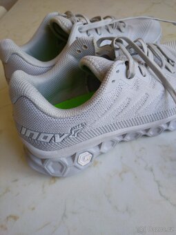 Běžecké boty INOV 43 - 2