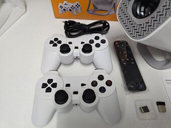 FULL HD LED přenosný projektor USB, HDMI + HRY a ovladače - 2