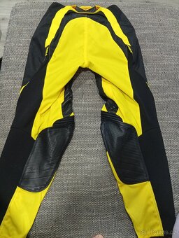 Prodám 2x použité kalhoty FOX na motocross, enduro, - 2