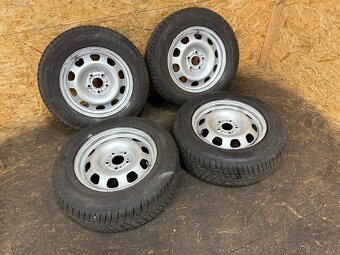 ZIMNÍ SADA DISKŮ DACIA DUSTER 6.5X16 5X114.3 ET50 215/65R16 - 2